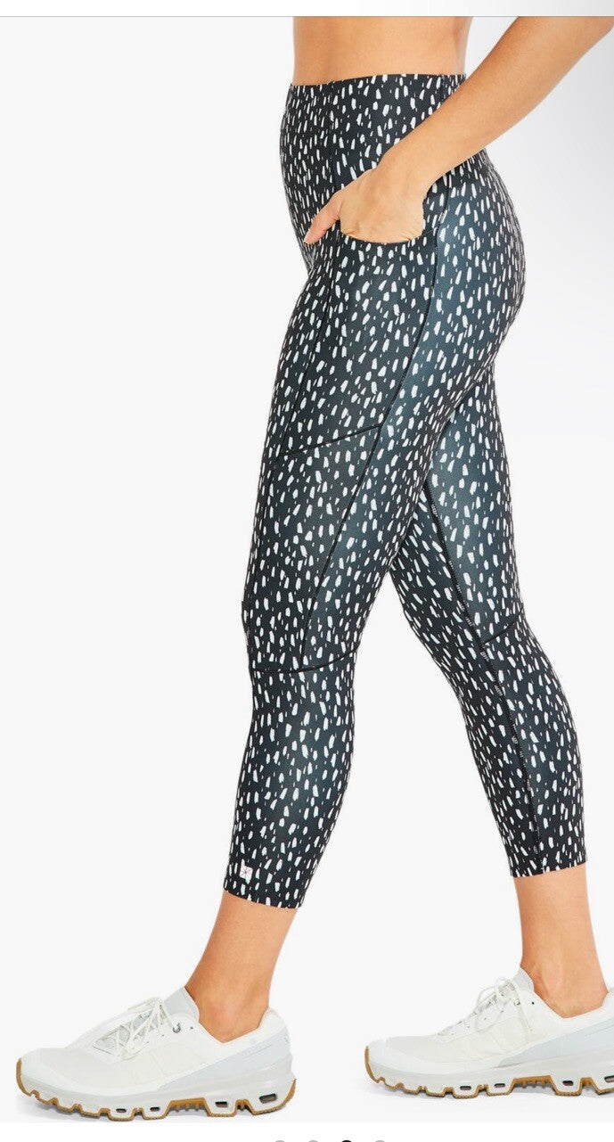 $95 NIC+ZOE High Waist Crop Leggings Brush Strokes- Black/White-Large-NEW