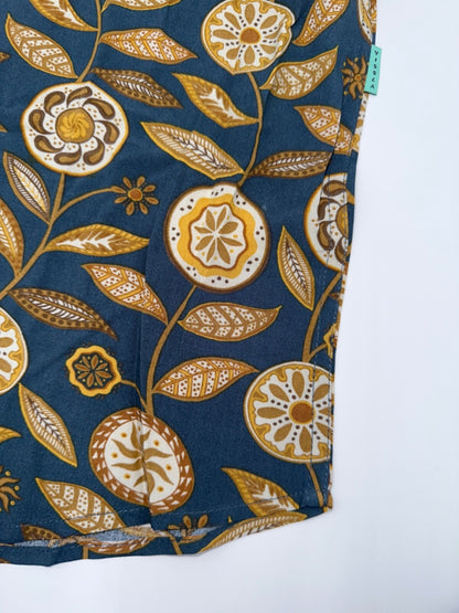 $70 Vissla Men’s Woven Medallions Eco Button Down Shirt - Blue/Gold - Small-New