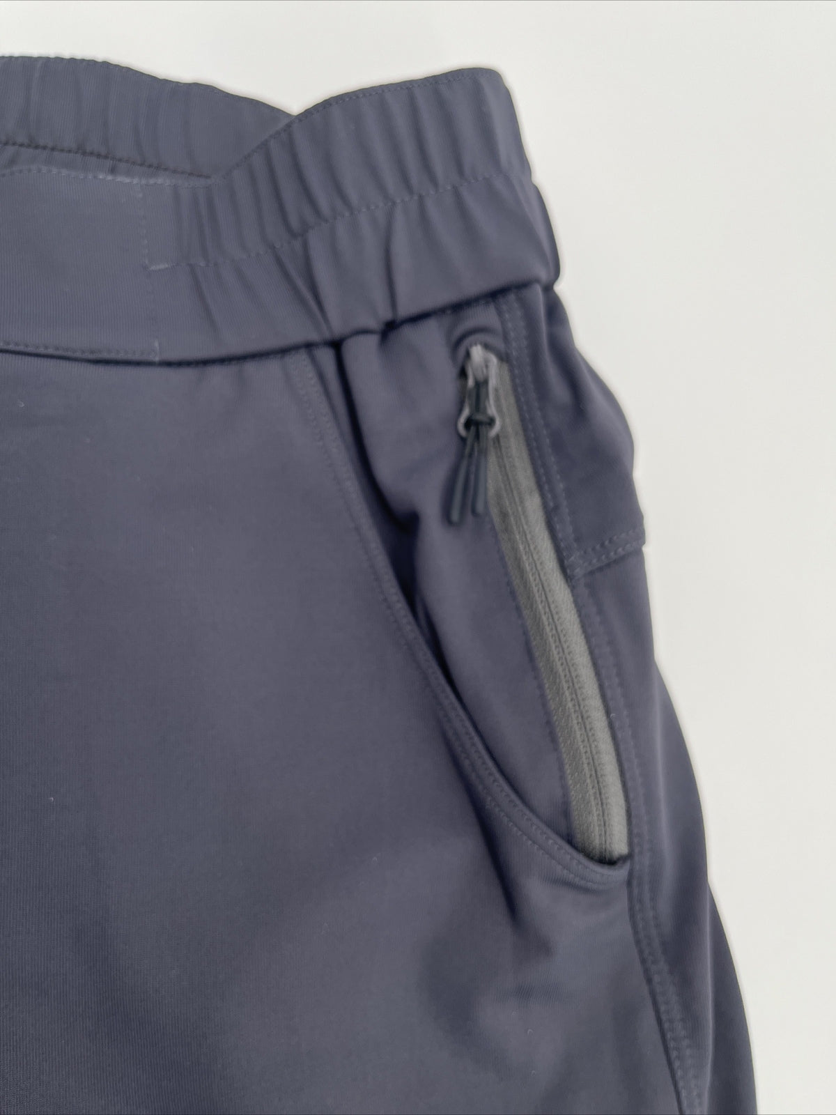 $70 NRS Women’s Guide Shorts UPF Outdoor Nylon-Dark Shadow- Size: 4-New Arrival