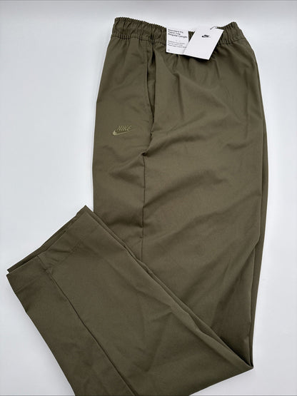 $70 Nike Men’s Club Woven Taper Pant Lifestyle HJ1997-222-Khaki-Small-New Tags