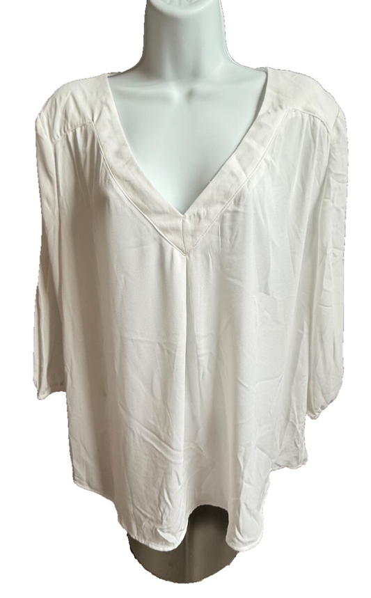 $39 New York & Co. Women’s-Flowy Blouse-White-Large-New Tag