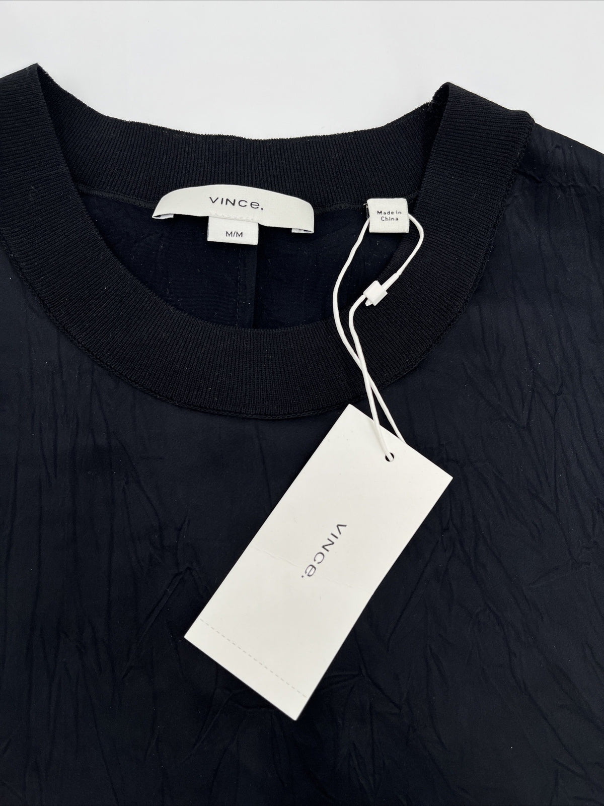 $275 Vince Women’s Sleeveless Satin Blend Top VX943612636- Black- Medium-New Tag