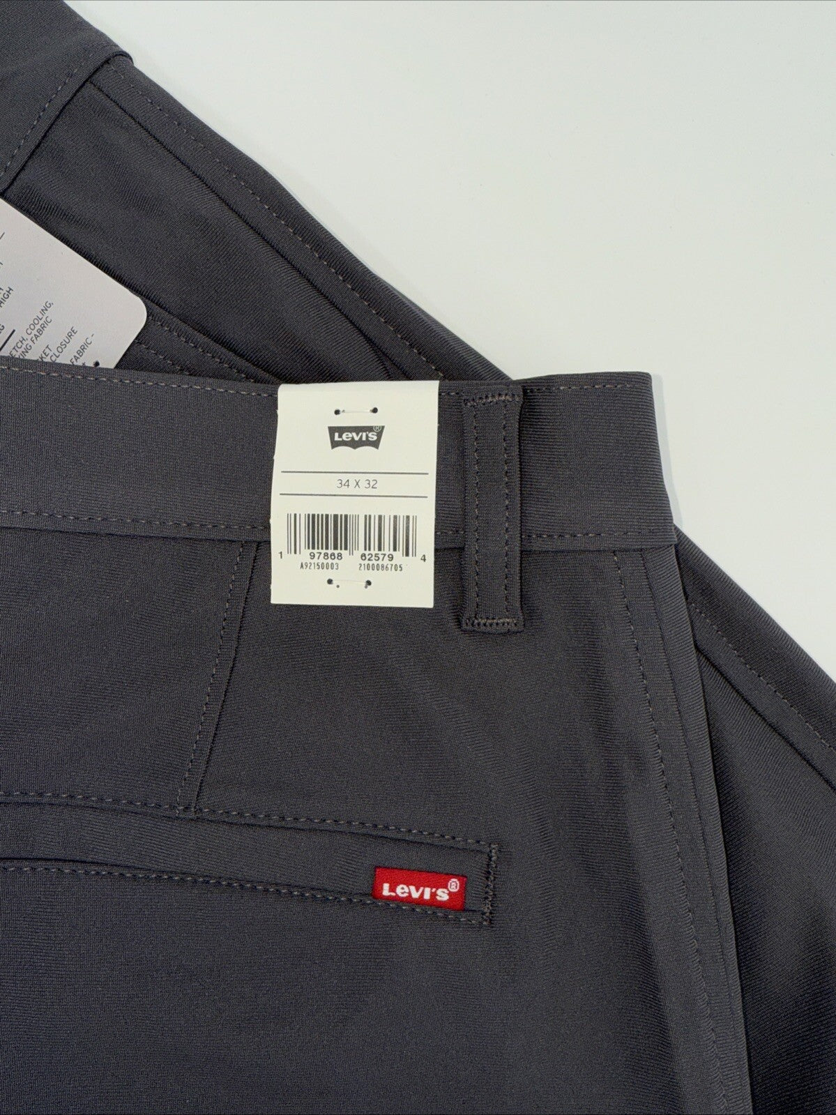 $69 Levi’s Men’s XX Chino Standard Tech Pants- Charred Grey- 34W x 32L- New Tags