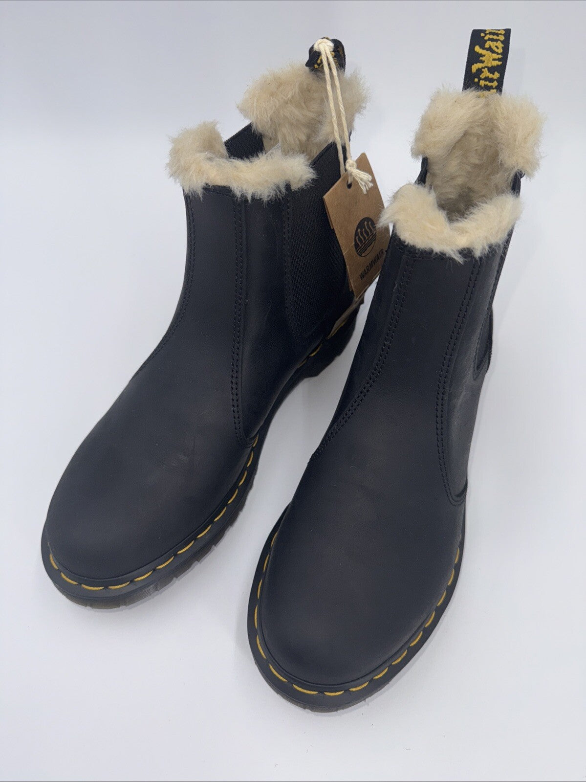 $180 Dr Martens Women’s 2976 Black Faux Fur Lined Chelsea Boots-Size: 10M-NEW