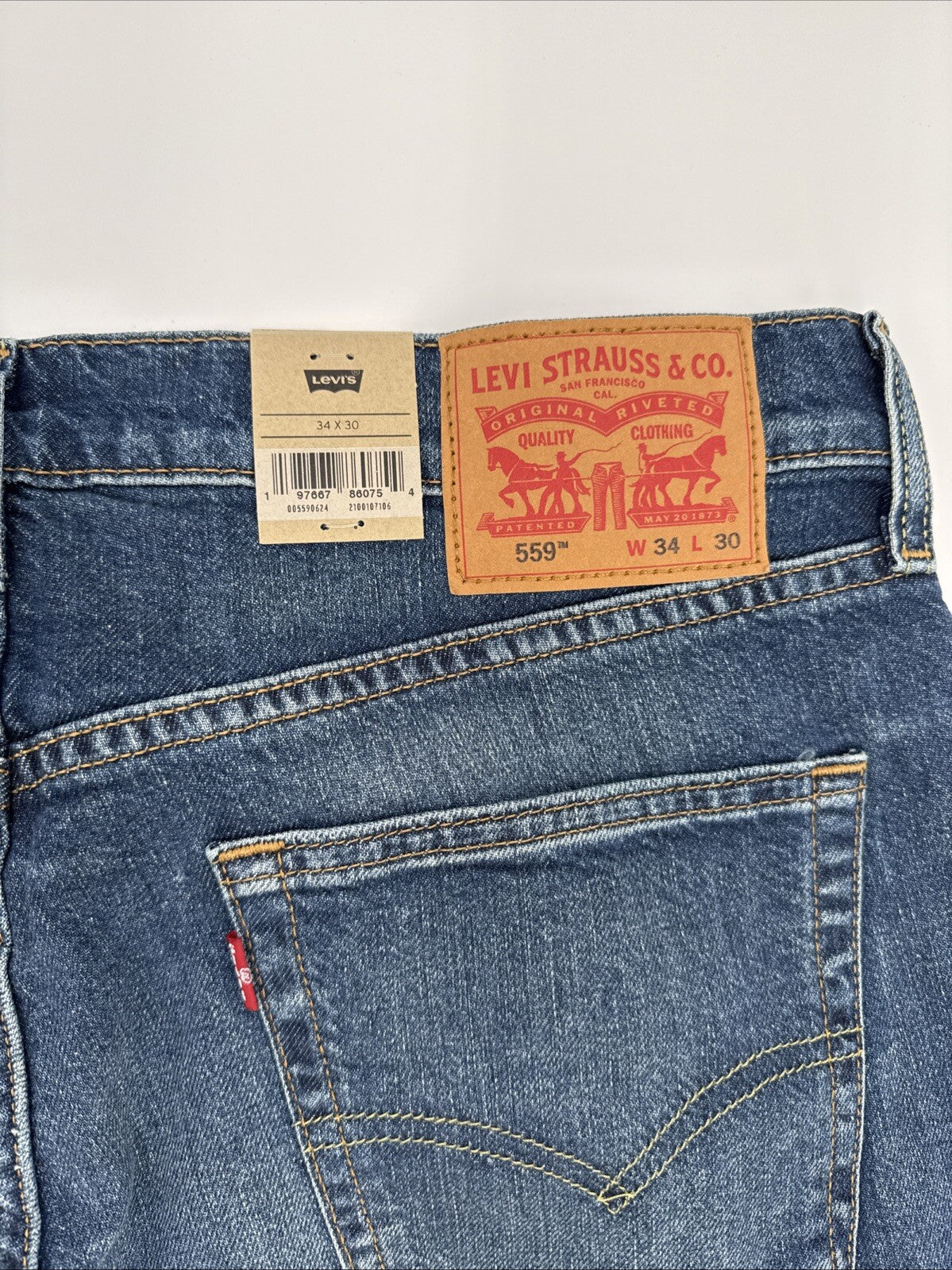 $69.50 Levi's Men's 559 Relaxed Straight Jeans - Mystery Man Blue - 34W 30L -NEW