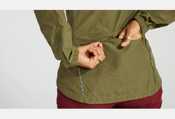 $180 Fjallraven Women's Rider’s Wind Jacket- Olive Khaki- Medium- New Tag