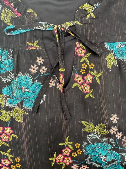 $44 Lauren Conrad Women’s-Ruffle Shoulder V-Neck Shirt -Black Floral-XSmall-New