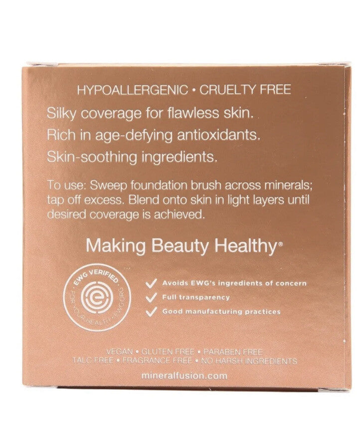 Mineral Fusion - Pressed Powder Foundation Deep 5 - Walnut - 0.32 oz.