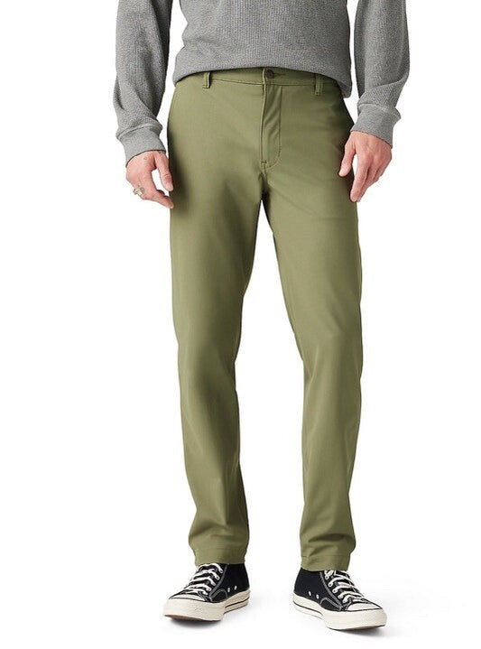 $69 Levi’s Men’s XX Chino Standard Tech Pants- Olive Green- 32W x 32L- New Tags