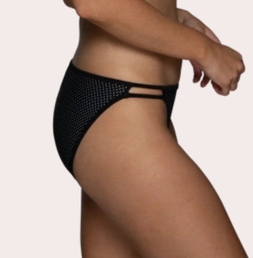 $40 Vanity Fair String Bikini Panty (Pack Of 3)-Colors As Shown-18108-6/Medium