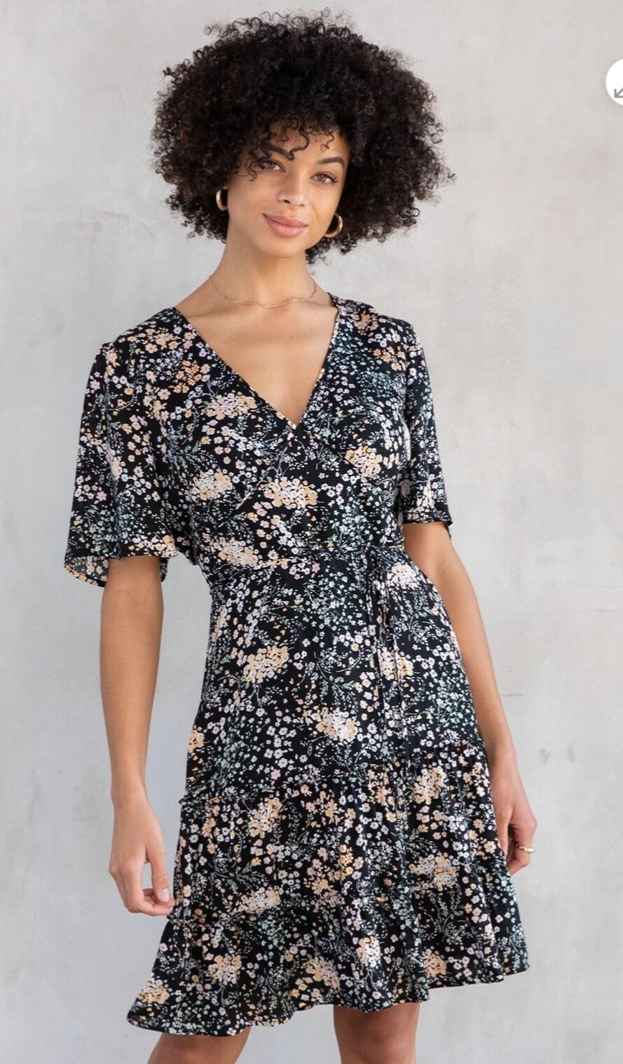 $72 Lovestitch Women’s-Laurel Floral Mini Dress-Black-Small-New Tag