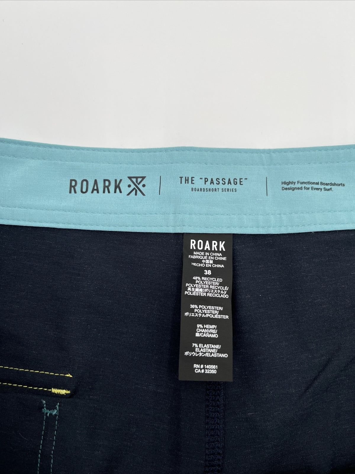 $69 Roark Men’s Passage Panel Batik 17” Boardshorts-D.Navy Black -Size: 38W-New