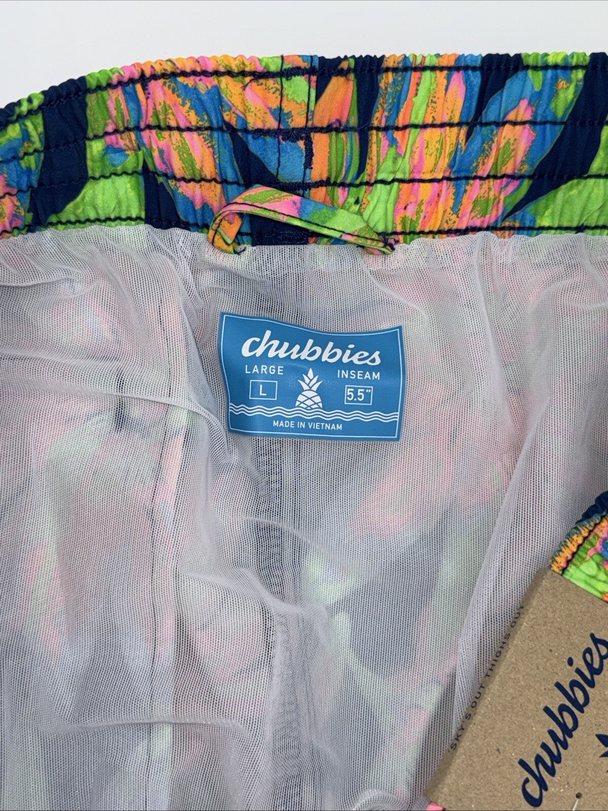 $70 Chubbies The Ocean Flowers 5.5" Inseam Swim Trunks-Multi -Large -New Tag