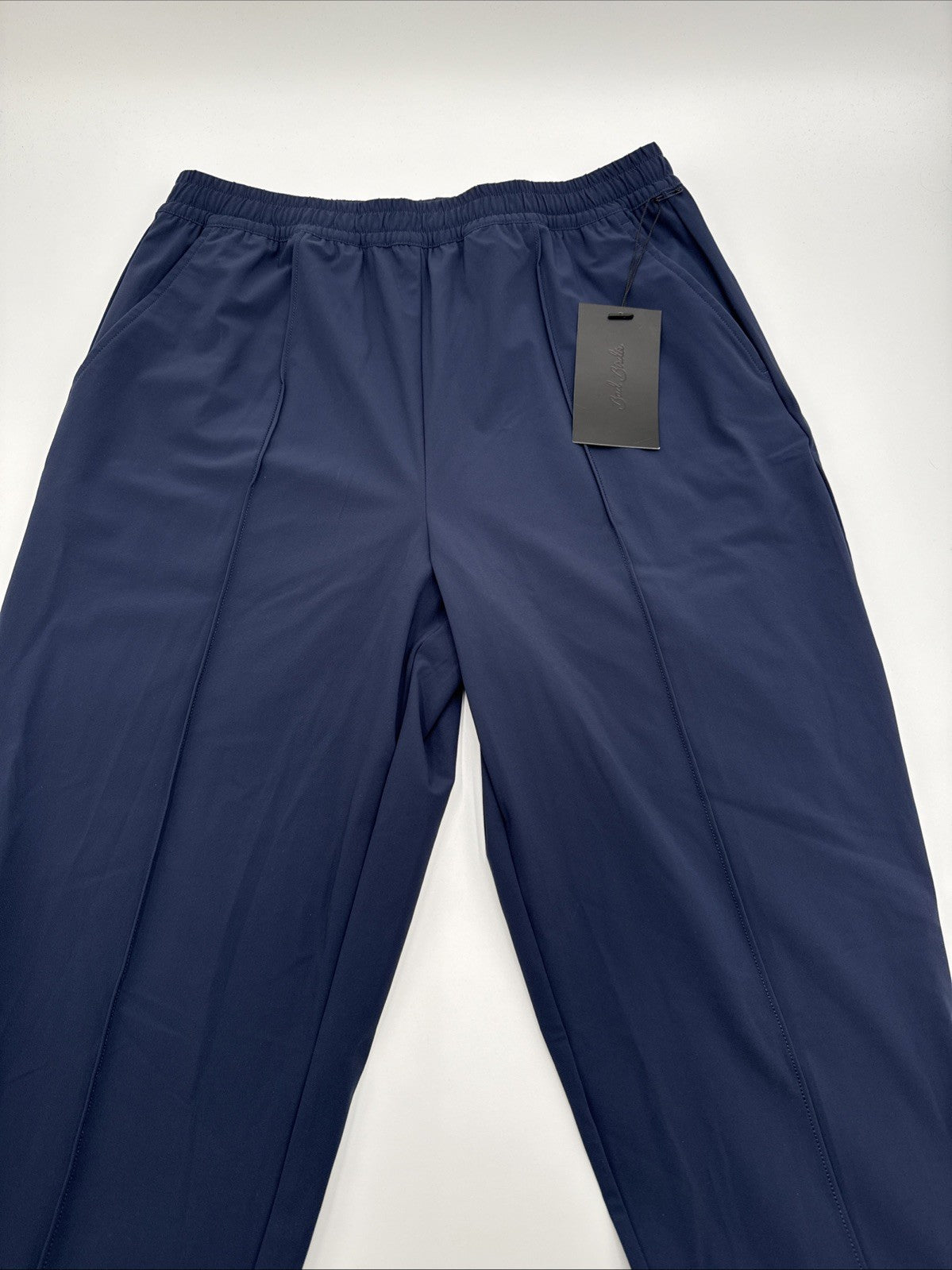 $98 Bad Birdie Women’s PLAYERS Golf Pants- Dark Navy- Medium- New Tag