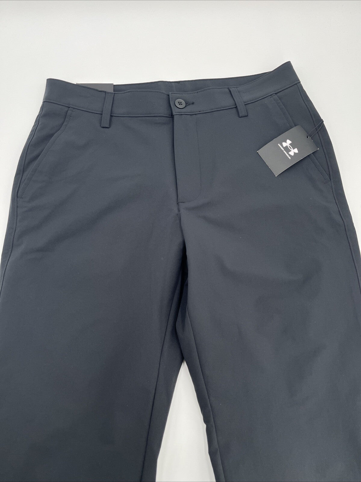 $70 Under Armour Men’s Wicking Golf Flat Front Pants -Black - Size: 32W 30L -New