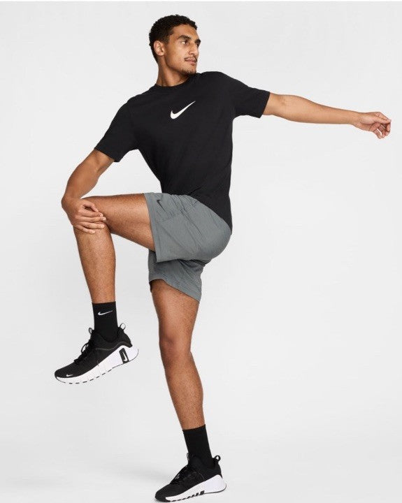 $50 Nike Men's Form Dri-FIT 7" Unlined Versatile Shorts- Grey - Medium - New Tag
