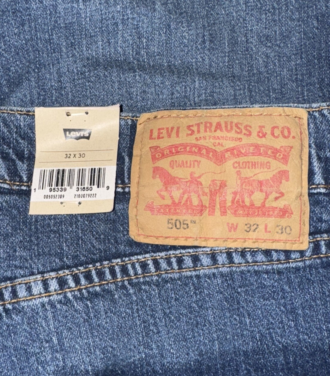 $69 Levi's Men’s 505 Regular Fit Stretch Jeans - Glowing- 32W 30L- New Tags