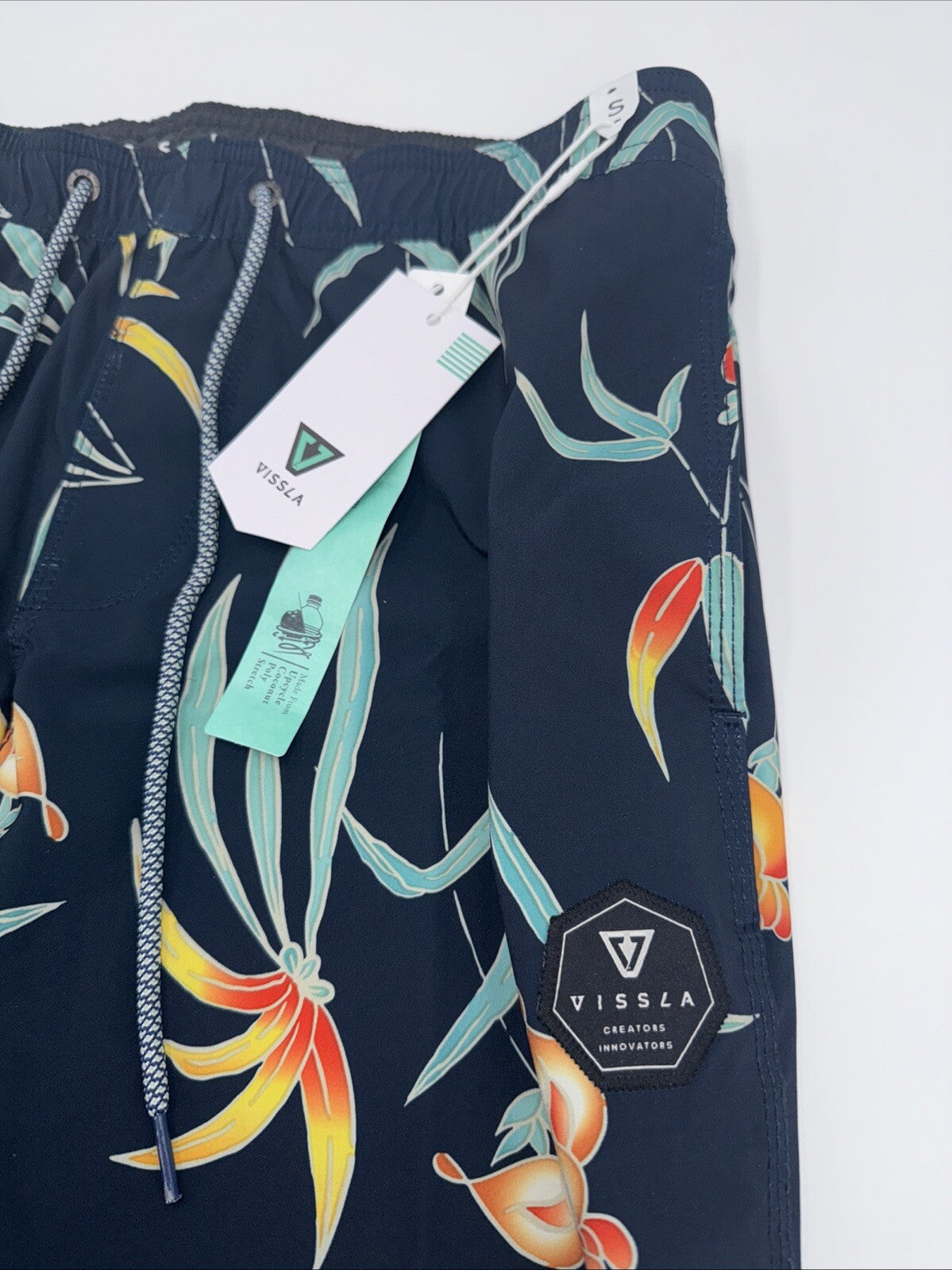 $60 Vissla Men’s Shoots Ecolastic Volley 17.5” Board Shorts-  Navy - Small -New