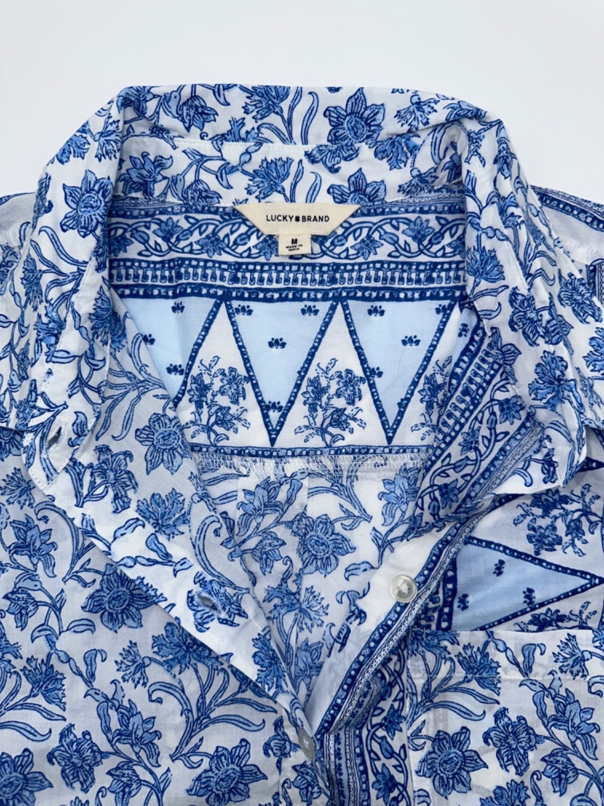 $80 Lucky Brand Women's Printed Button Down Longsleeve Shirt-Blue/White -Medium