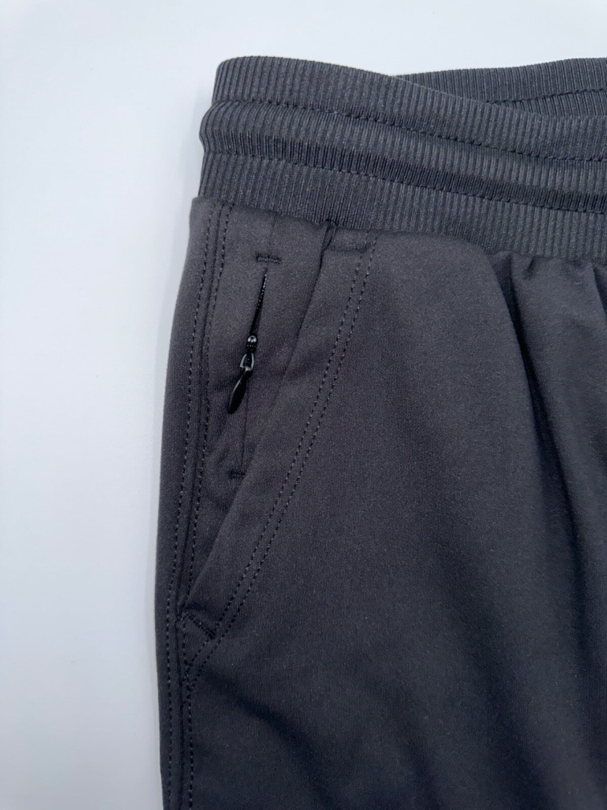 $60 Zac & Rachel Women’s Ankle Length Joggers - Black - Medium - New With Tags