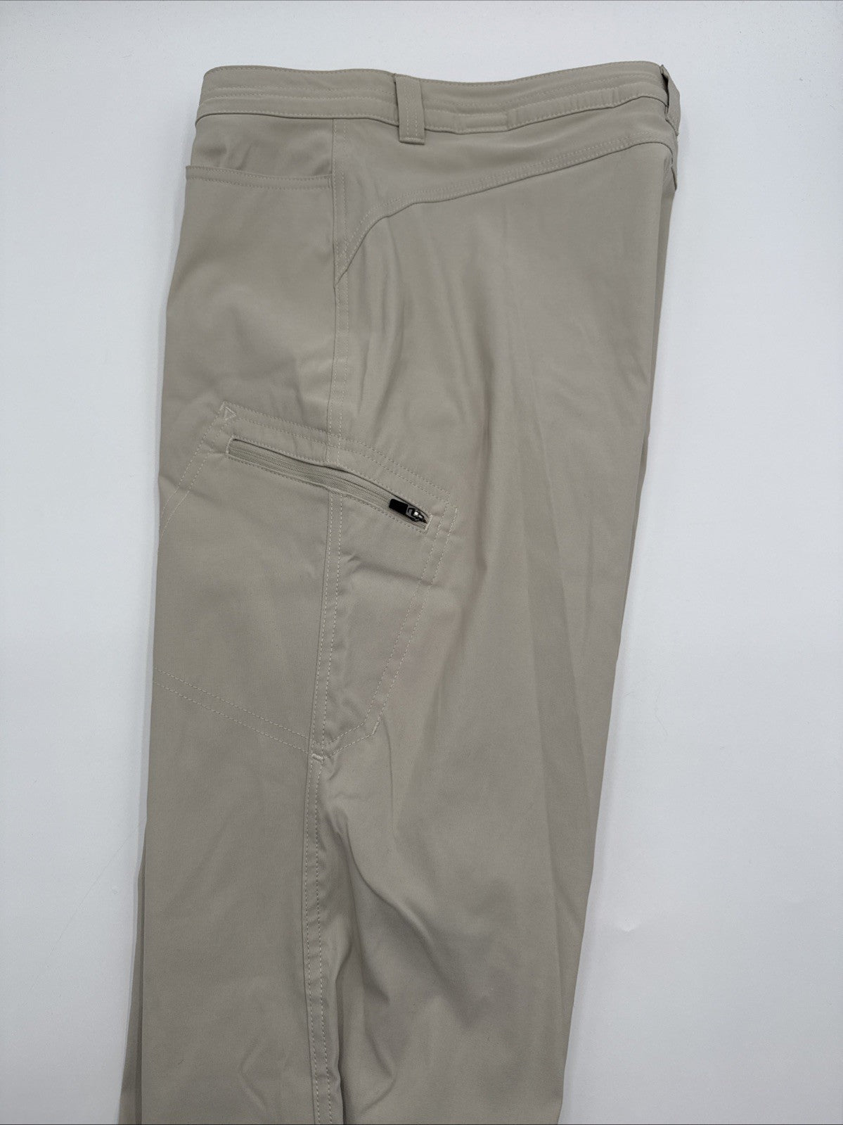$70 Eddie Bauer Women's Rainier Stretch Hiking Pants-Pumice Beige -Size: 8 New