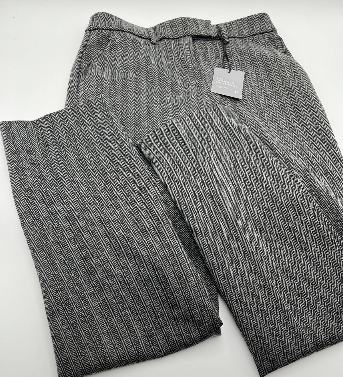 Simply Vera Wang Women’s High Rise Slim Straight Twill Pants- Grey-Size: 2- New