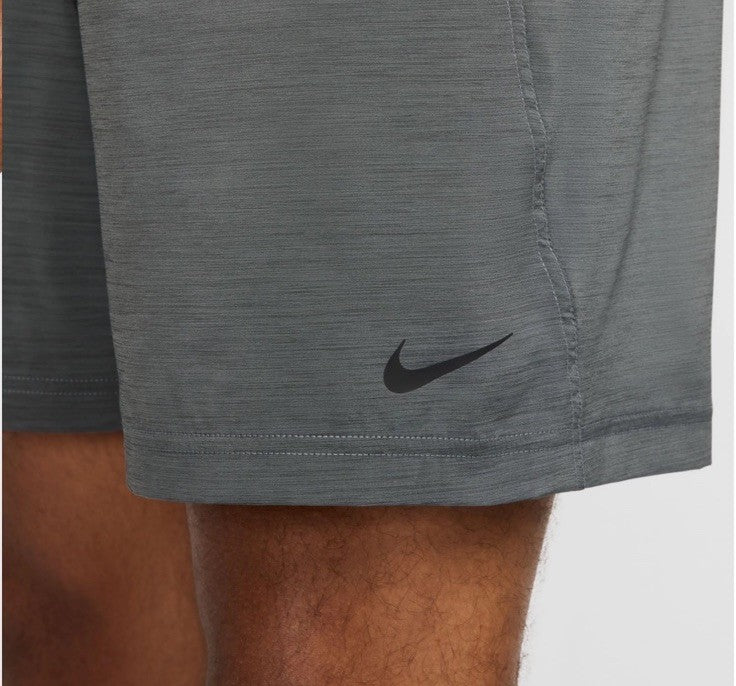 $50 Nike Men's Form Dri-FIT 7" Unlined Versatile Shorts- Grey - Medium - New Tag