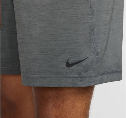 $50 Nike Men's Form Dri-FIT 7" Unlined Versatile Shorts- Grey - Medium - New Tag