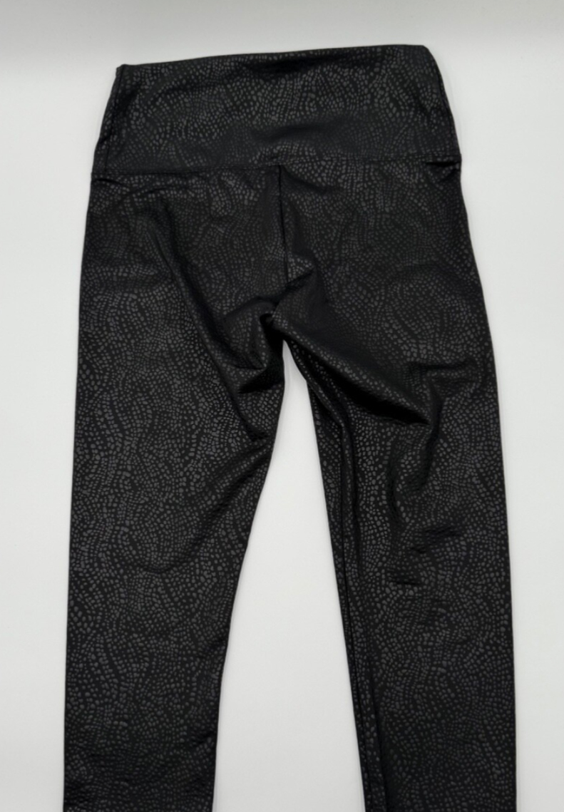 $46 Vera Wang Women’s-High Rise Faux Leather Shaping Legging-Black Snake-Small