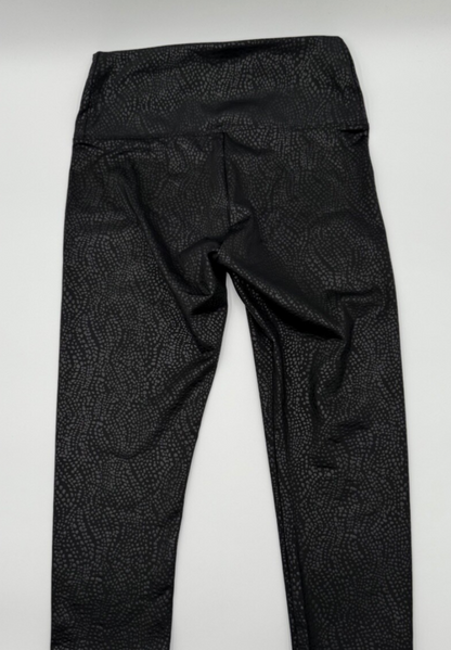 $46 Vera Wang Women’s-High Rise Faux Leather Shaping Legging-Black Snake-Small