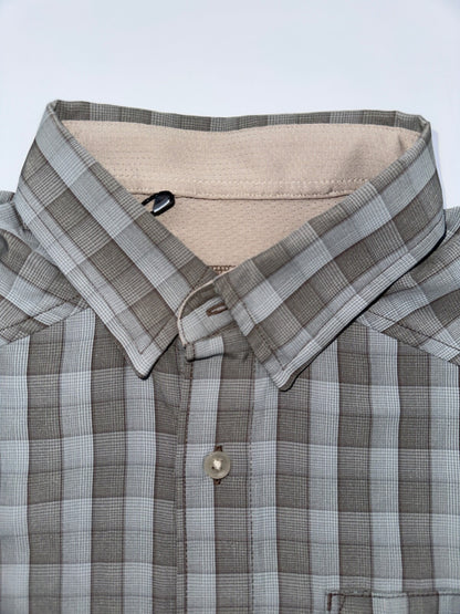 $55 Under Armour Men’s Drift Tide 2.0 Plaid Button Up Shirt-Grove Green -Medium