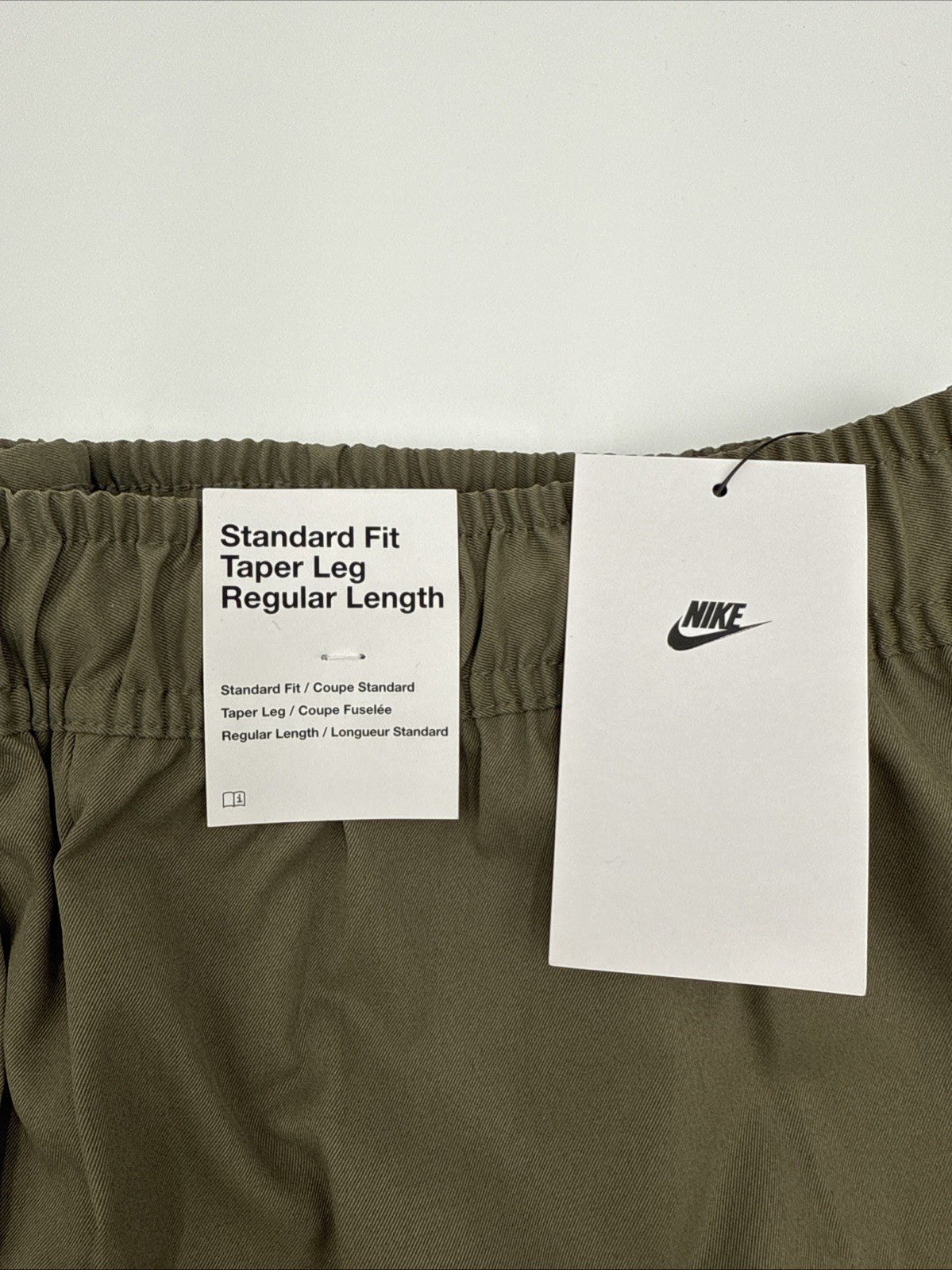 $70 Nike Men’s Club Woven Taper Pant Lifestyle HJ1997-222-Khaki-Small-New Tags