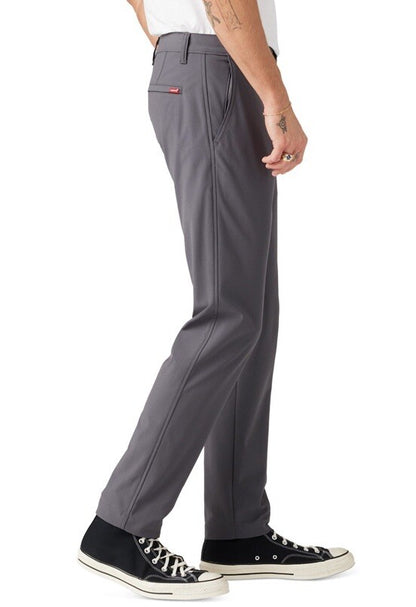 $69 Levi’s Men’s XX Chino Standard Tech Pants- Charred Grey- 34W x 32L- New Tags