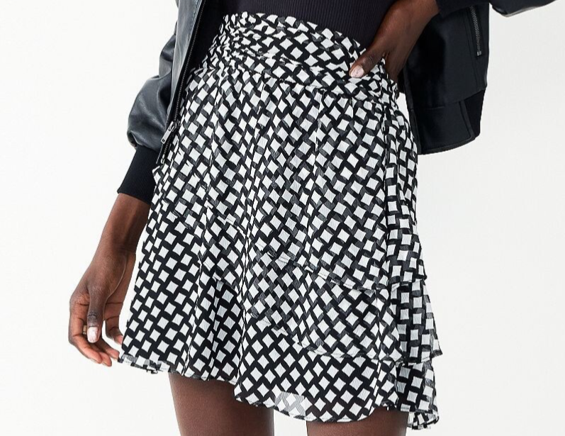 $40 Nine West Women’s Easy Ruffle Skirt - Black/White - Large -New With Tag