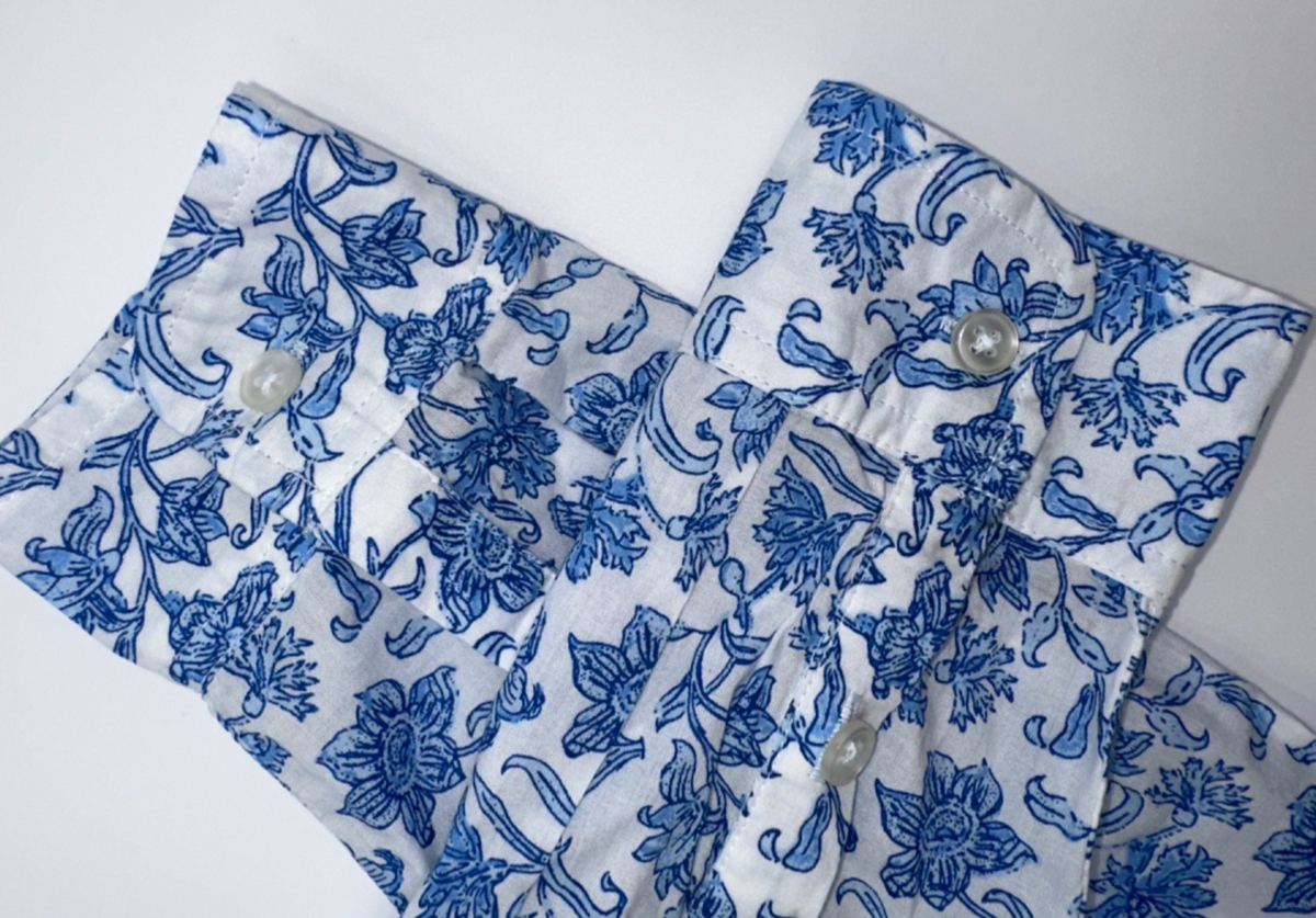 $80 Lucky Brand Women's Printed Button Down Longsleeve Shirt-Blue/White -Medium