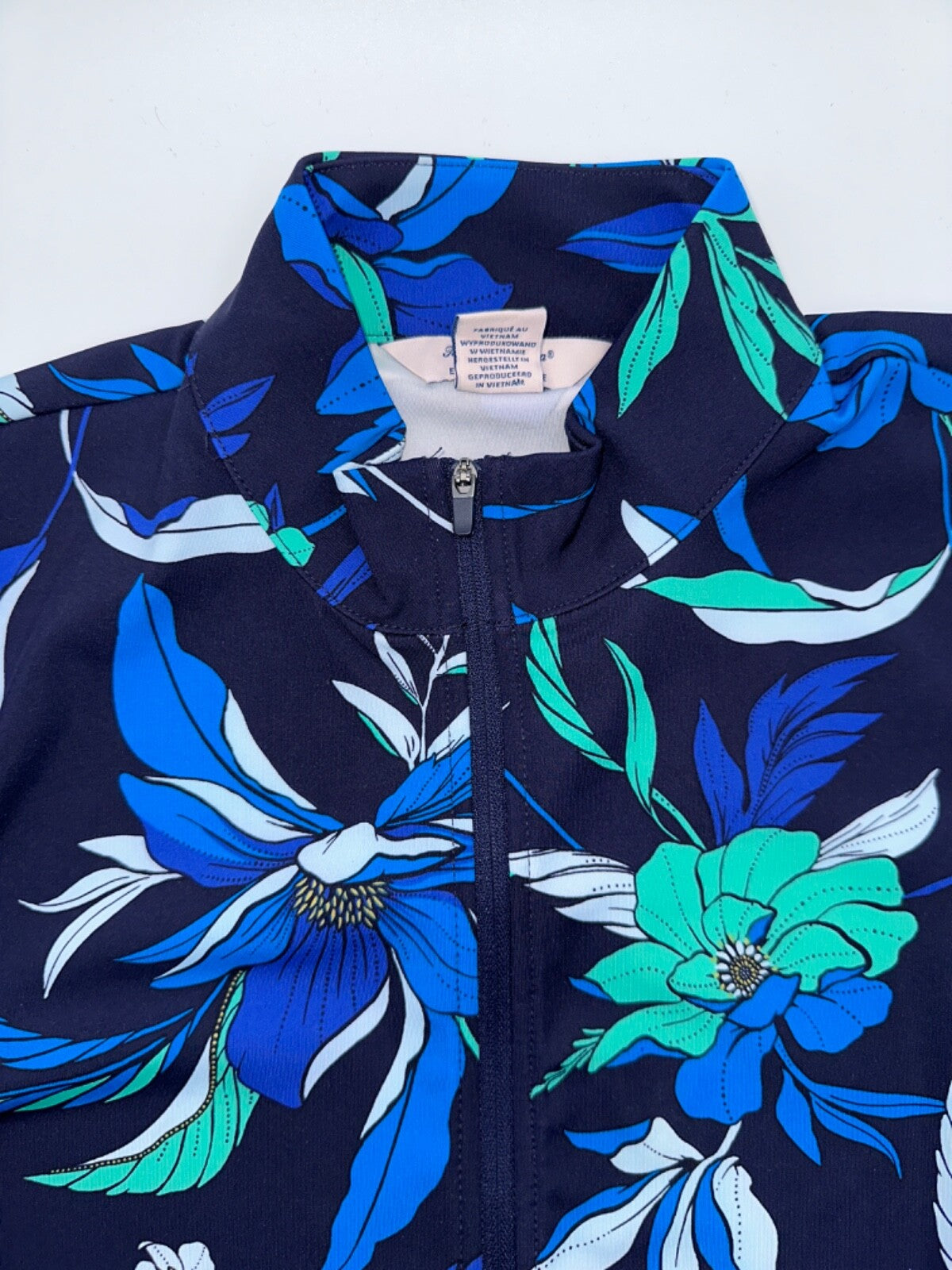 $98 Women’s Tommy Bahama Active Full Zip Jacket - Navy Floral- Medium - New