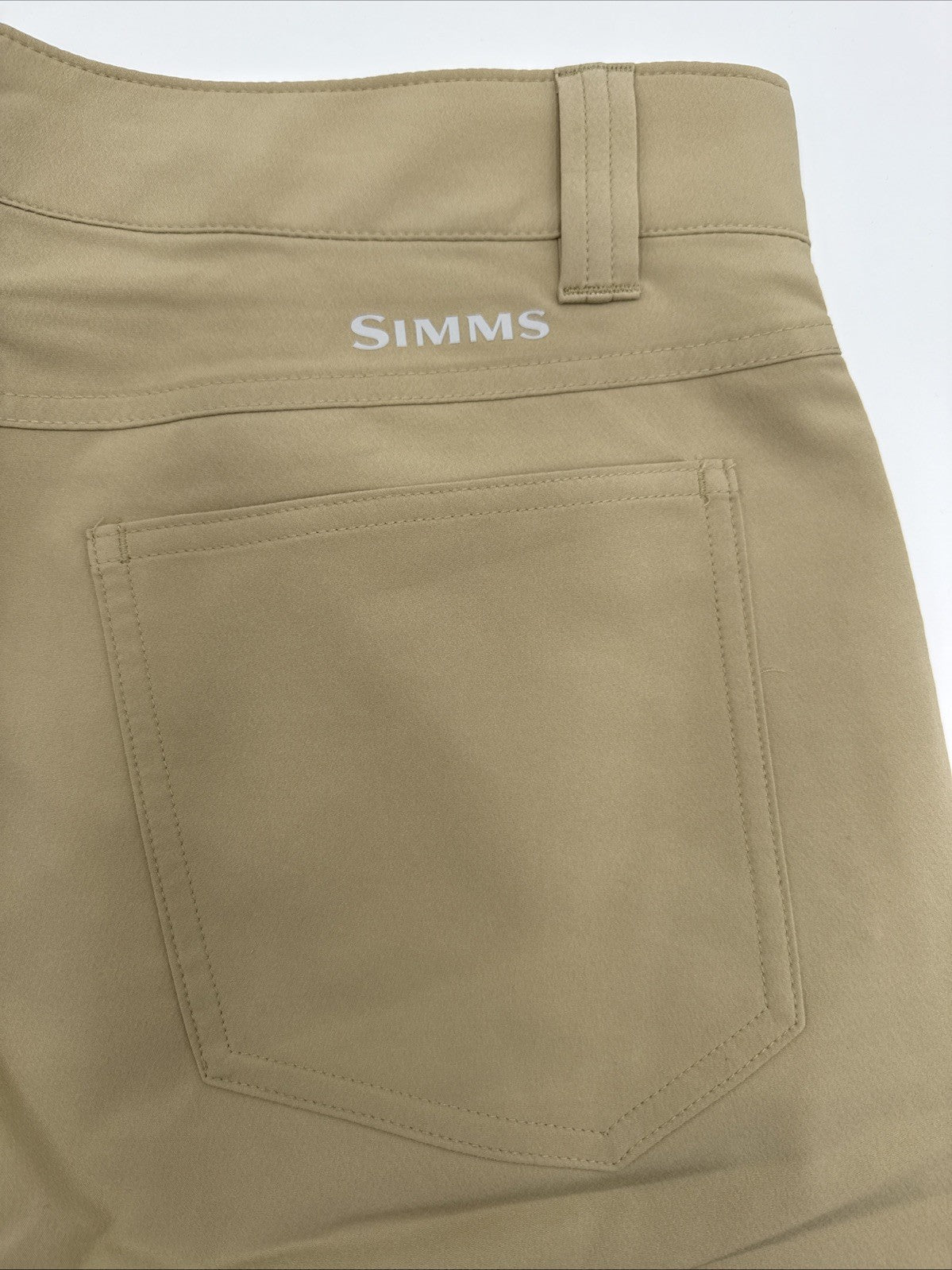 $76 Simms Men’s Skiff Shorts 9" Fishing Classic Fit UPF-Sandbar Beige- 34W- NEW