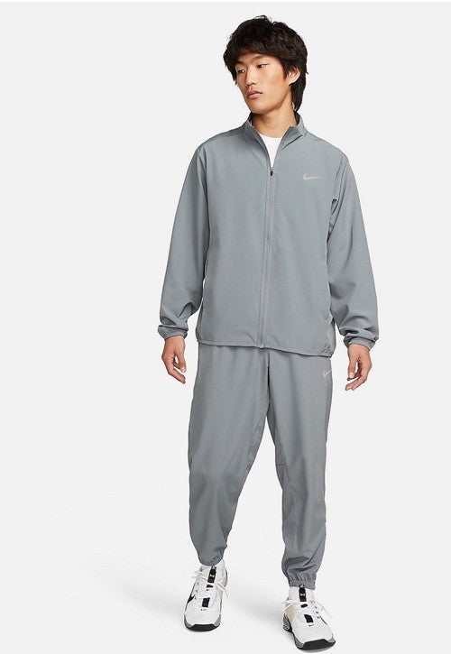 $60 Nike Form Tapered Versatile Pants Lightweight Jogger FB7497-Gray- Small-New