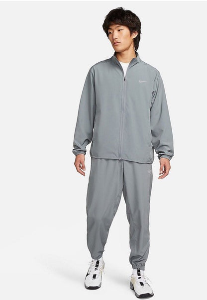 $60 Nike Form Tapered Versatile Pants Lightweight Jogger FB7497-Gray- Small-New