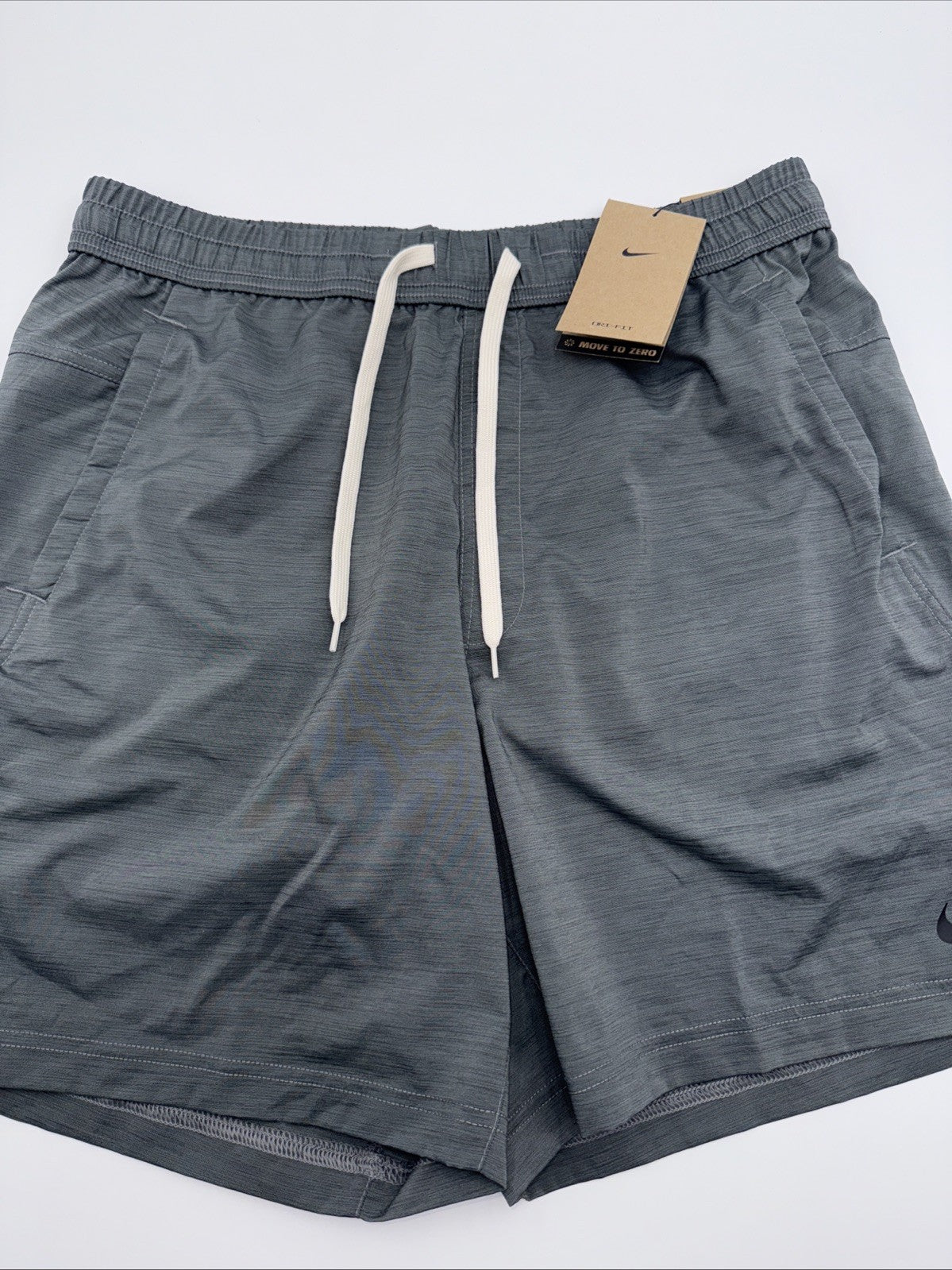 $50 Nike Men's Form Dri-FIT 7" Unlined Versatile Shorts- Grey - Medium - New Tag