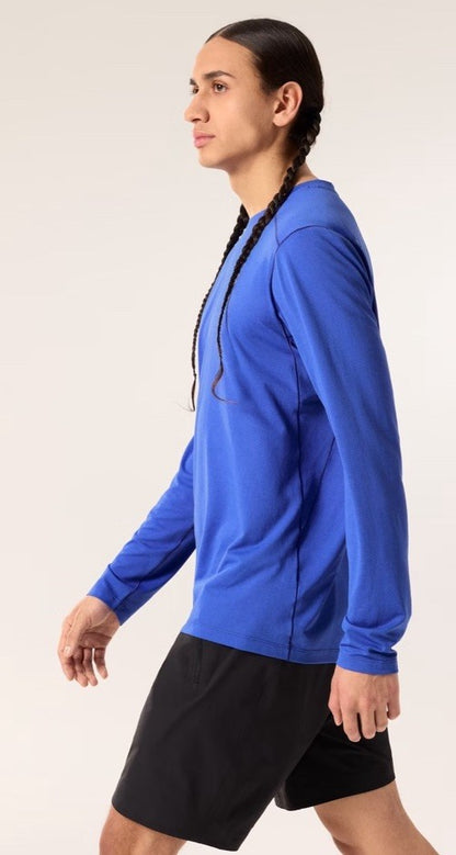 $80 Arc'teryx Men’s Cormac Logo Long Sleeve Performance Shirt-Electra- Medium
