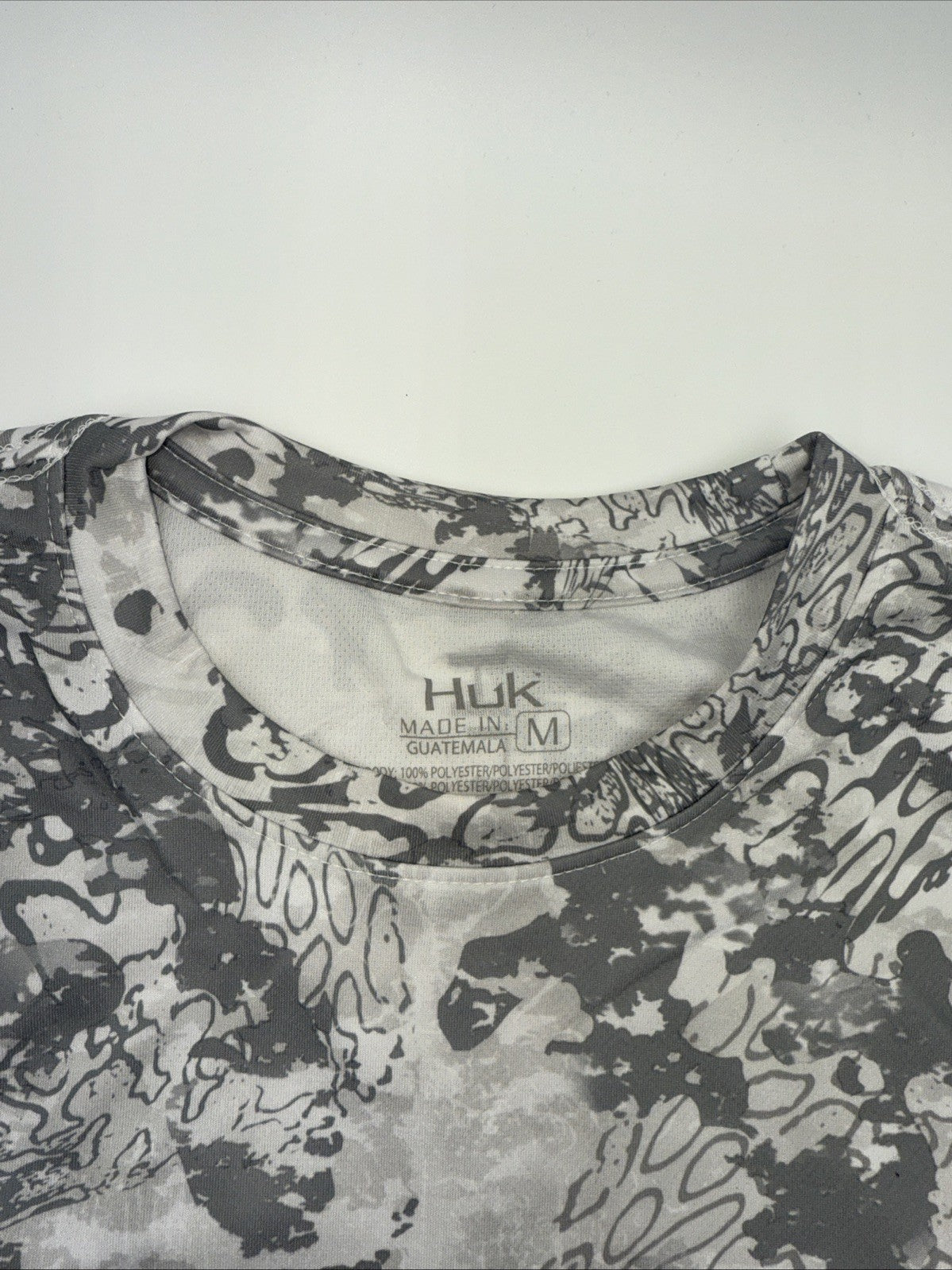 $50 HUK Men’s- Icon X Tide Change Long Sleeve Shirt- Grey Camo/ White- Medium