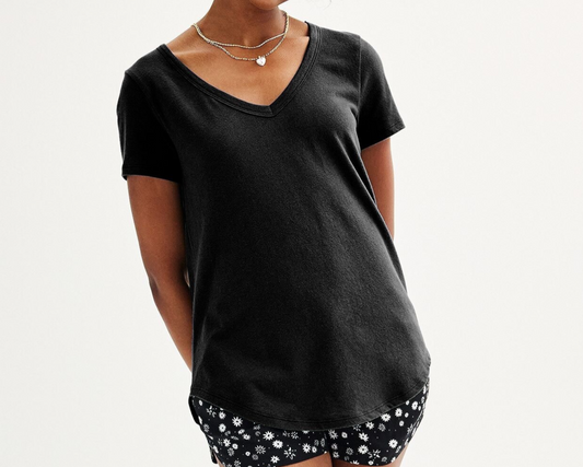 SO Women’s V Neck Tshirt - JG33K025RS - Black - Medium - New With Tag