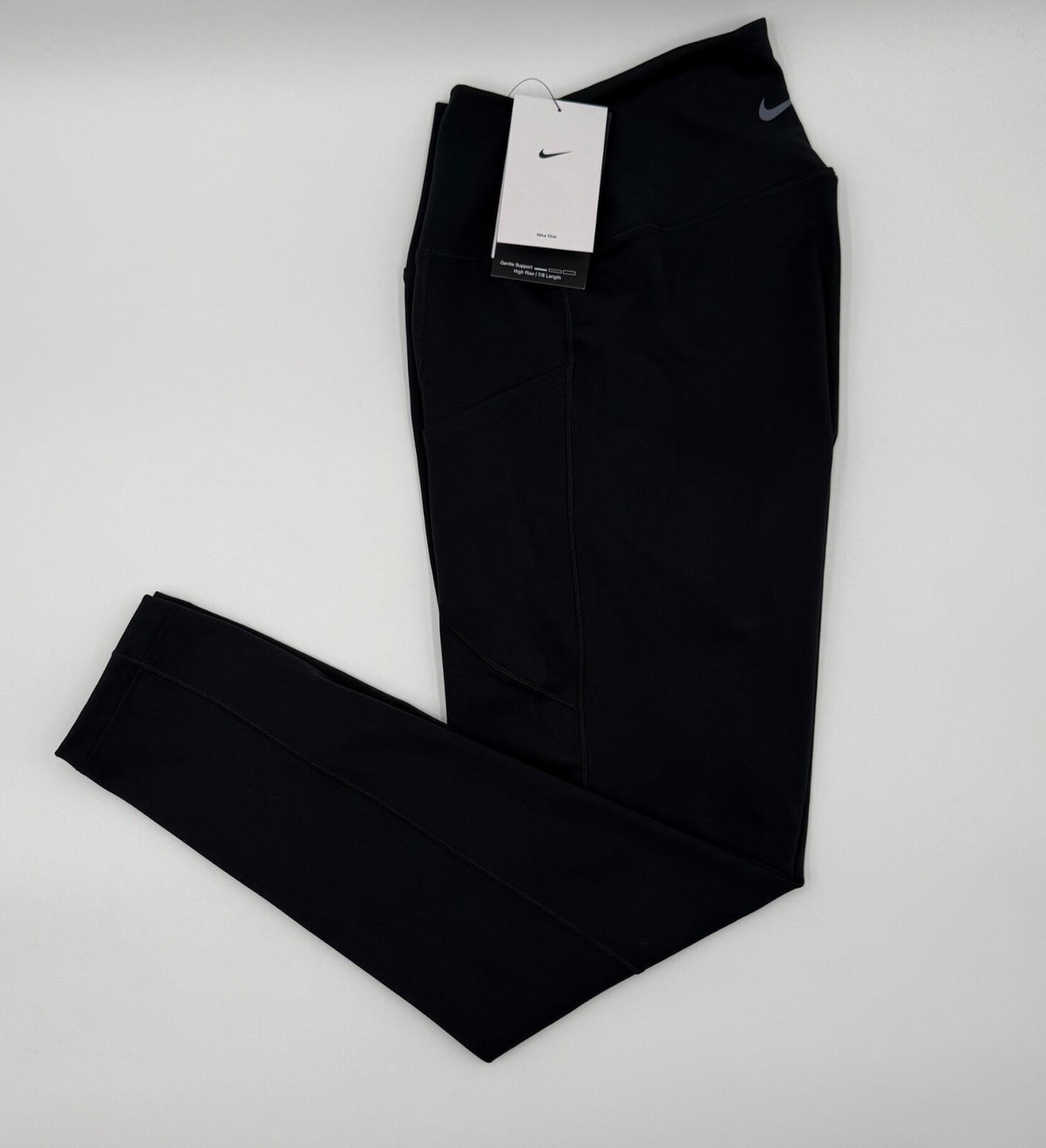 $60 Nike Women’s-One Dry Fit High Rise Tights FN3241-010 - Black- XLarge-New Tag