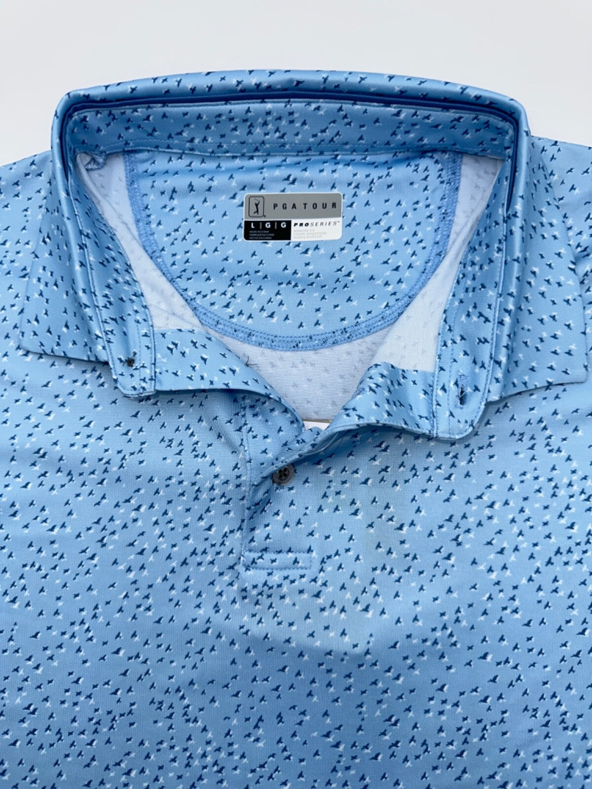 $68 PGA Tour Men’s Pro Series Clear Sky Polo- Blue/White - Large - New With Tag