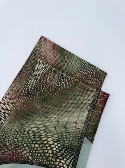 $115 Lole Life Women’s Burst Edition Leggings- Lily Pad Snake- Large- New