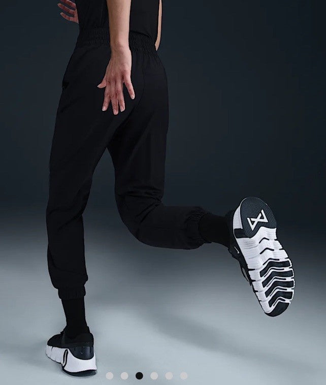 $65 NIKE Women's dri-FIT High Waisted 7/8 Joggers HJ1050-010 - Black-Large-New