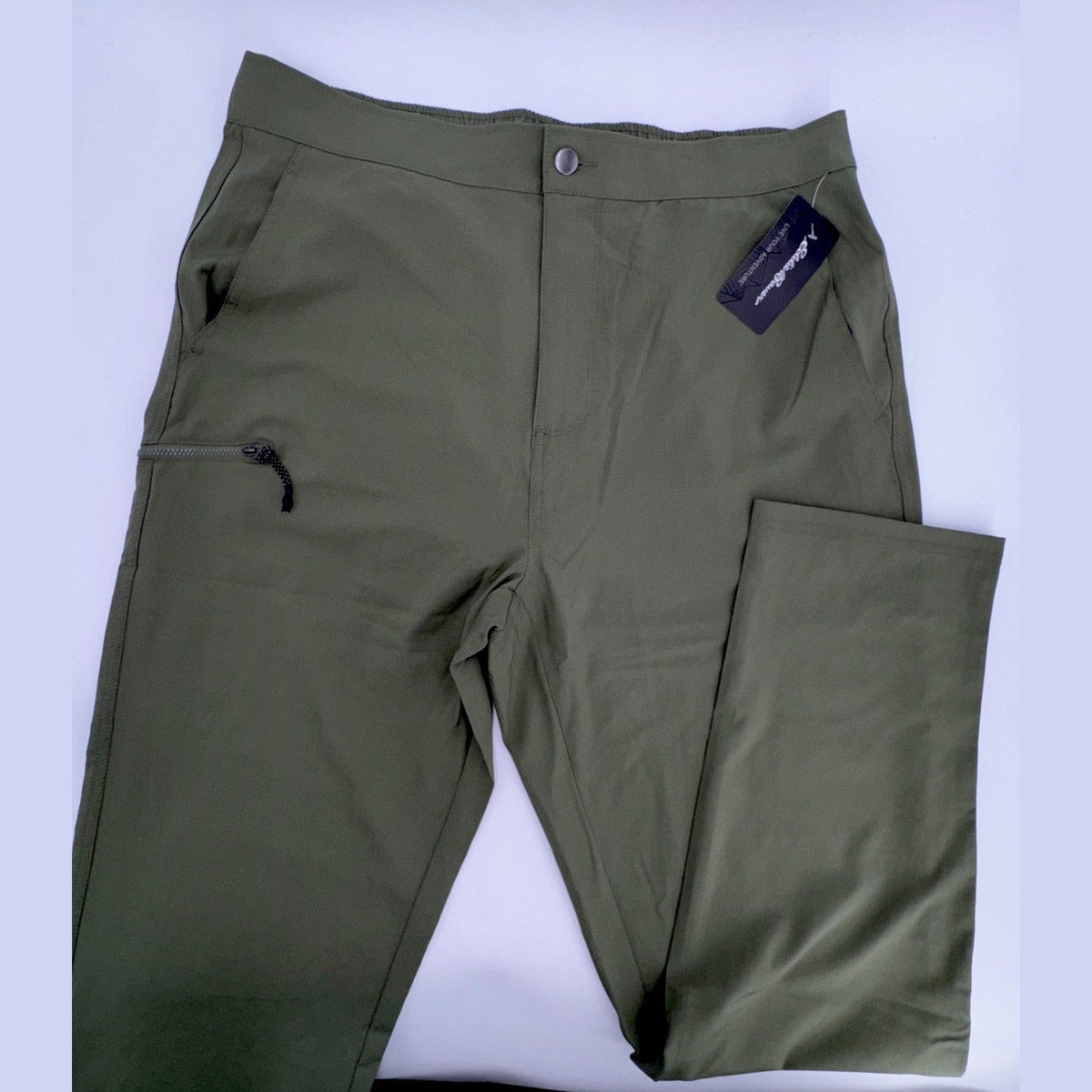 Eddie Bauer Men’s Canyon Lightweight Cargo Pant- Clover- Large -New Tag